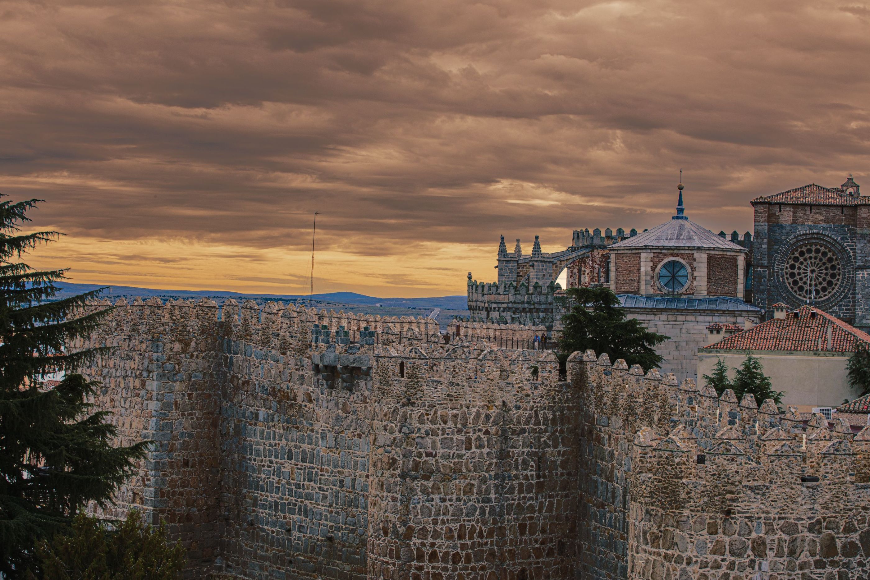 Atardecer muralla avila_